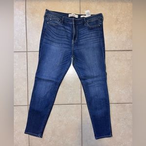 Hollister super skinny jeans